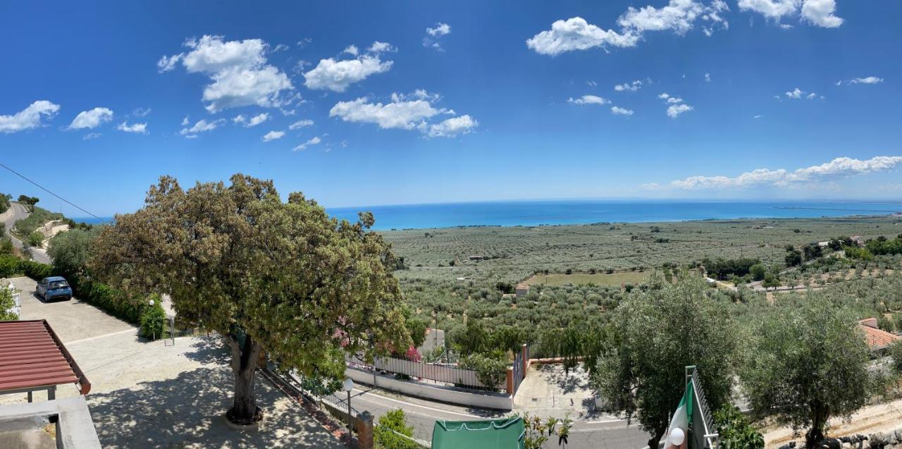 Villetta - Qui Dove Il Mare Luccica - Affitti Brevi Italia Monte SantʼAngelo Buitenkant foto