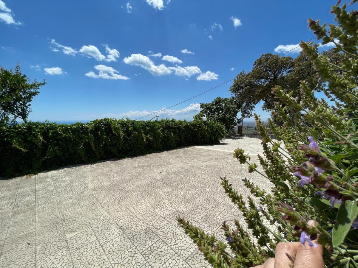 Villetta - Qui Dove Il Mare Luccica - Affitti Brevi Italia Monte SantʼAngelo Buitenkant foto